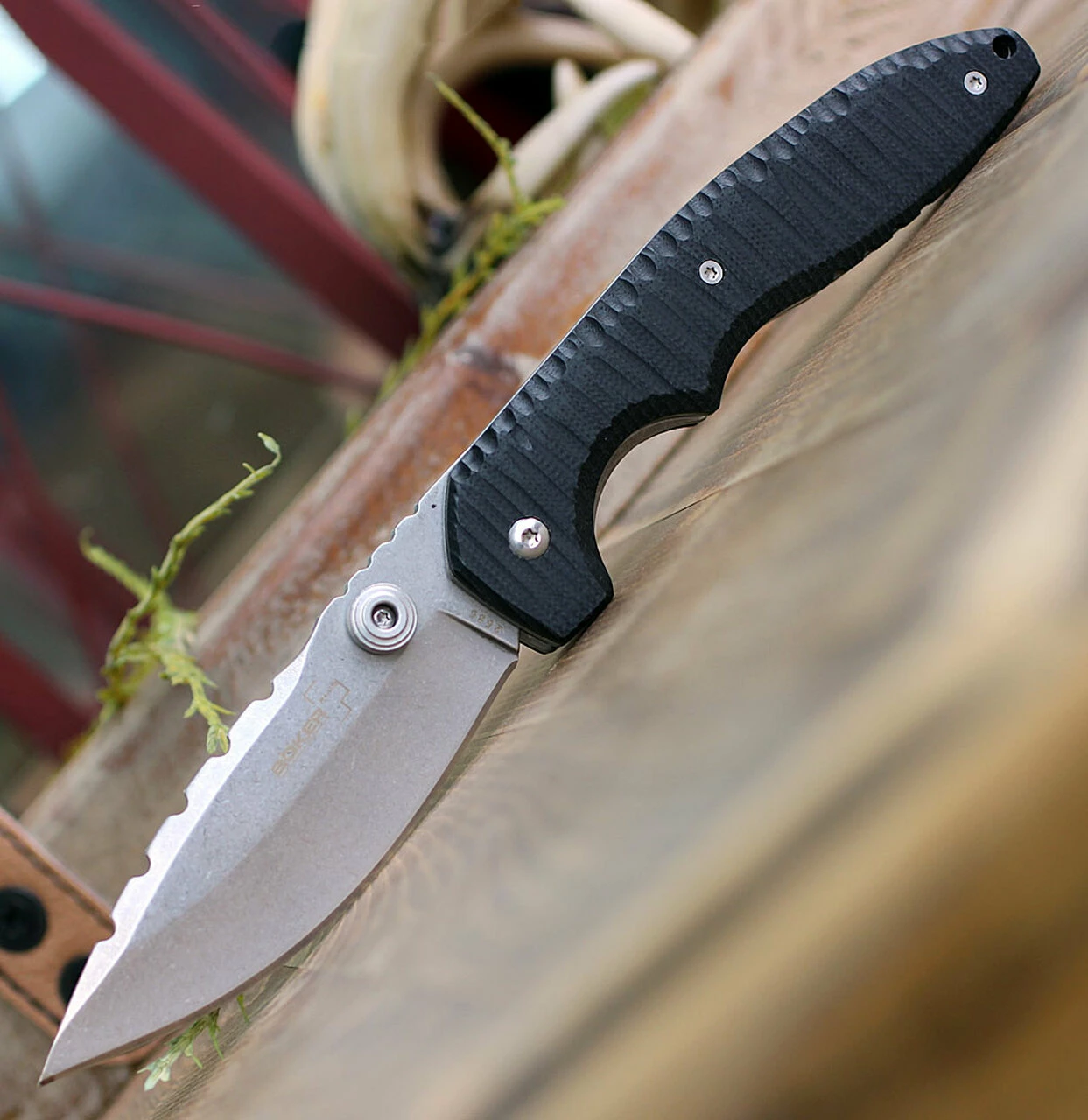 Boker Plus Sulaco Folder, Tactical Knife, 440C 3 3/4" Blade, G-10 Handle 1 Boker Plus Sulaco Folder, Tactical Knife, 440C 3 3/4" Blade, G-10 Handle