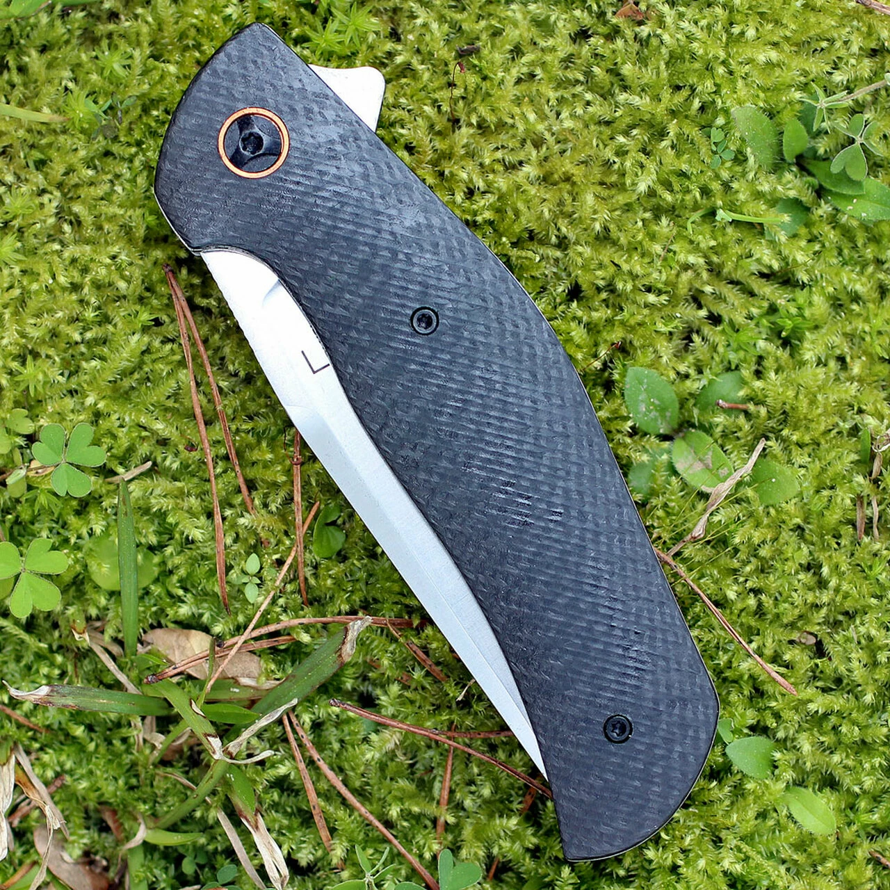 Boker Plus 01BO617 Roundhouse, 3.7" D2 Plain Blade, Carbon Fiber Handle 3 Boker Plus 01BO617 Roundhouse, 3.7" D2 Plain Blade, Carbon Fiber Handle - Image 3