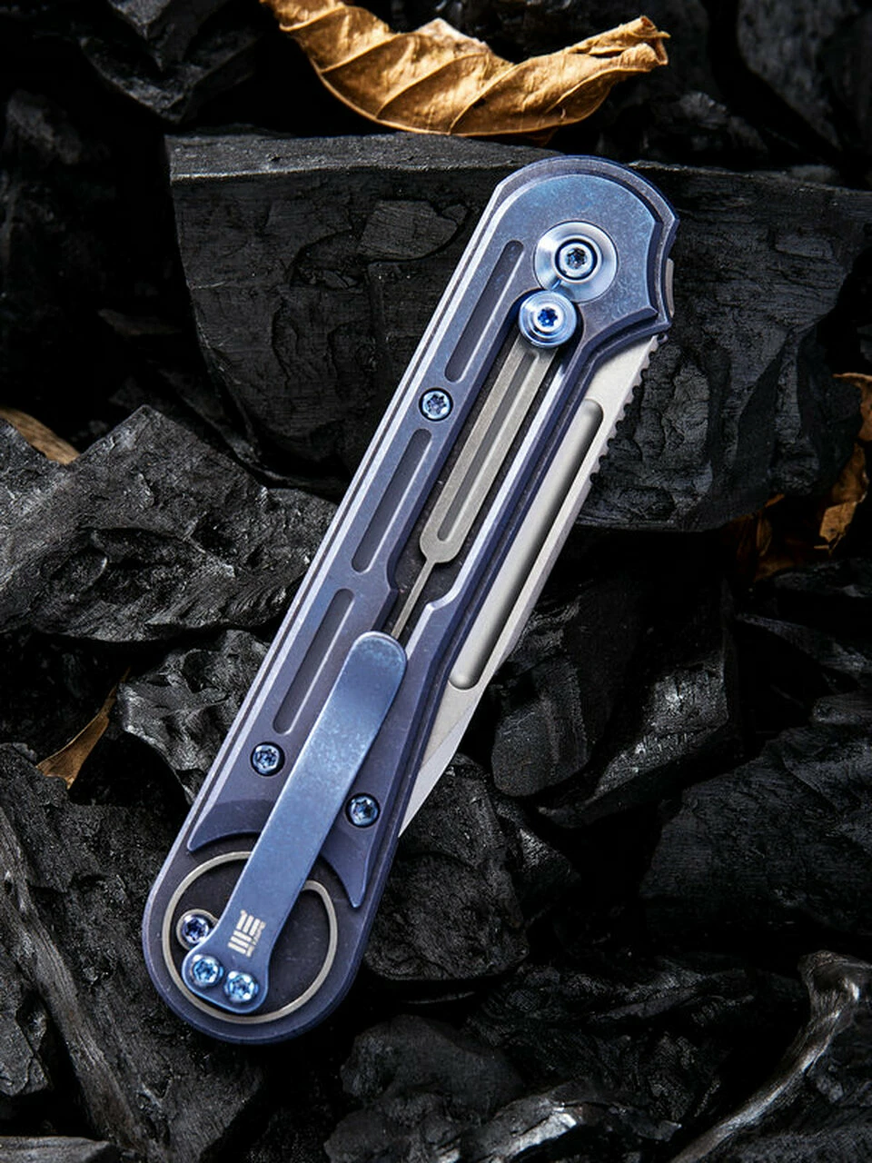 We Knife Co. We Knife Double Helix Folder 815D, 3.3" CPM S35VN Stonewash Drop Point Plain Blade, Blue Titanium Handle 4 We Knife Co. We Knife Double Helix Folder 815D, 3.3" CPM S35VN Stonewash Drop Point Plain Blade, Blue Titanium Handle - Image 4