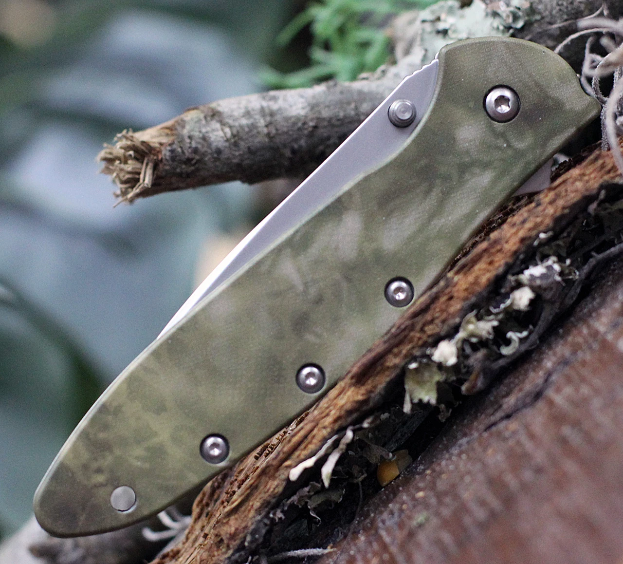 Kershaw Knives Kershaw 1660CAMO Leek, 3" 14C28N Plain Blade, Camo Anodized Aluminum Handle 4 Kershaw Knives Kershaw 1660CAMO Leek, 3" 14C28N Plain Blade, Camo Anodized Aluminum Handle - Image 4