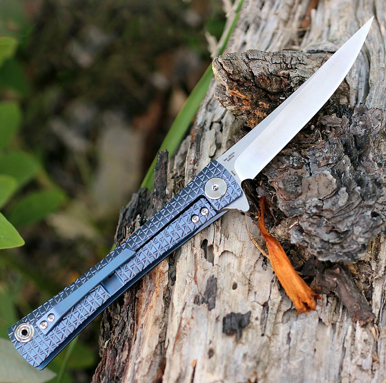 Artisan Cutlery Artisan ATZ1805GBUS S Waistline, 4" S35VN Plain Blade, Blue Titanium Handle 2 Artisan Cutlery Artisan ATZ1805GBUS S Waistline, 4" S35VN Plain Blade, Blue Titanium Handle - Image 2