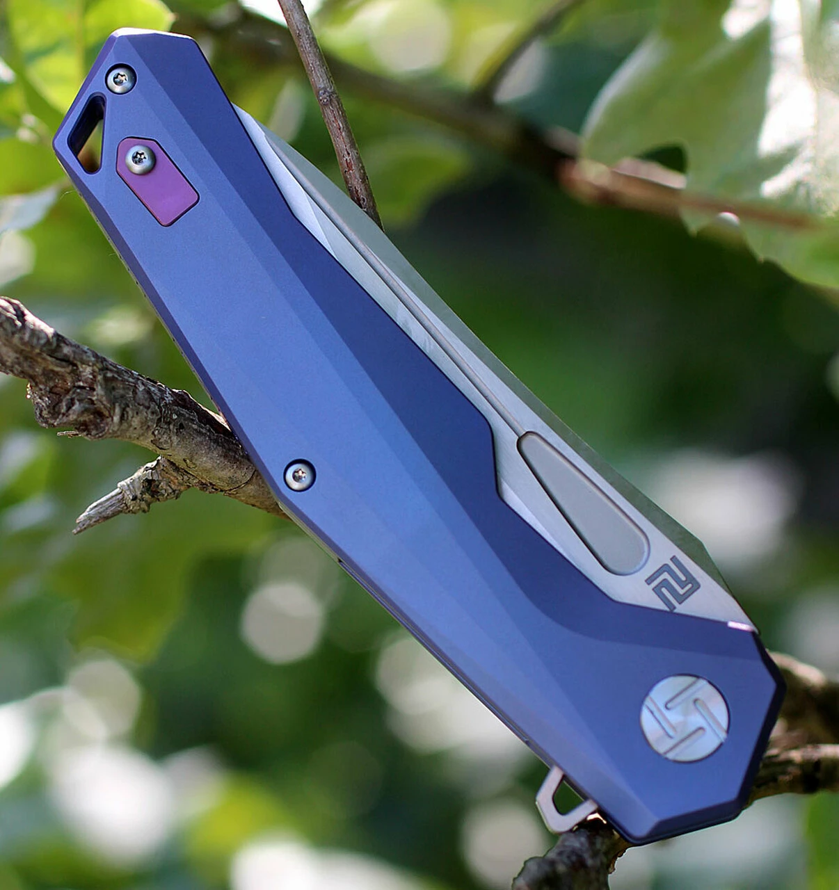 Artisan Cutlery Artisan Zumwalt ATZ1808GBUM, 3.78" M390 Plain Blade, Blue Titanium Handle 4 Artisan Cutlery Artisan Zumwalt ATZ1808GBUM, 3.78" M390 Plain Blade, Blue Titanium Handle - Image 4