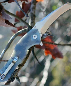 Artisan Cutlery Artisan Eagle ATZ1816PCGF, 3.46" D2 Steel Tanto Blade, Camo D2 Handle -Buck Knives Sales 1816pcgf.3 94476.1566586118