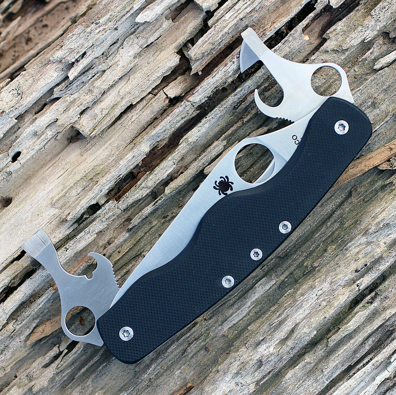 Spyderco Knives Spyderco C208GP ClipiTool Standard, 3.5" 8Cr13MoV Plain Blade, Black G-10 Handle 4 Spyderco Knives Spyderco C208GP ClipiTool Standard, 3.5" 8Cr13MoV Plain Blade, Black G-10 Handle - Image 4