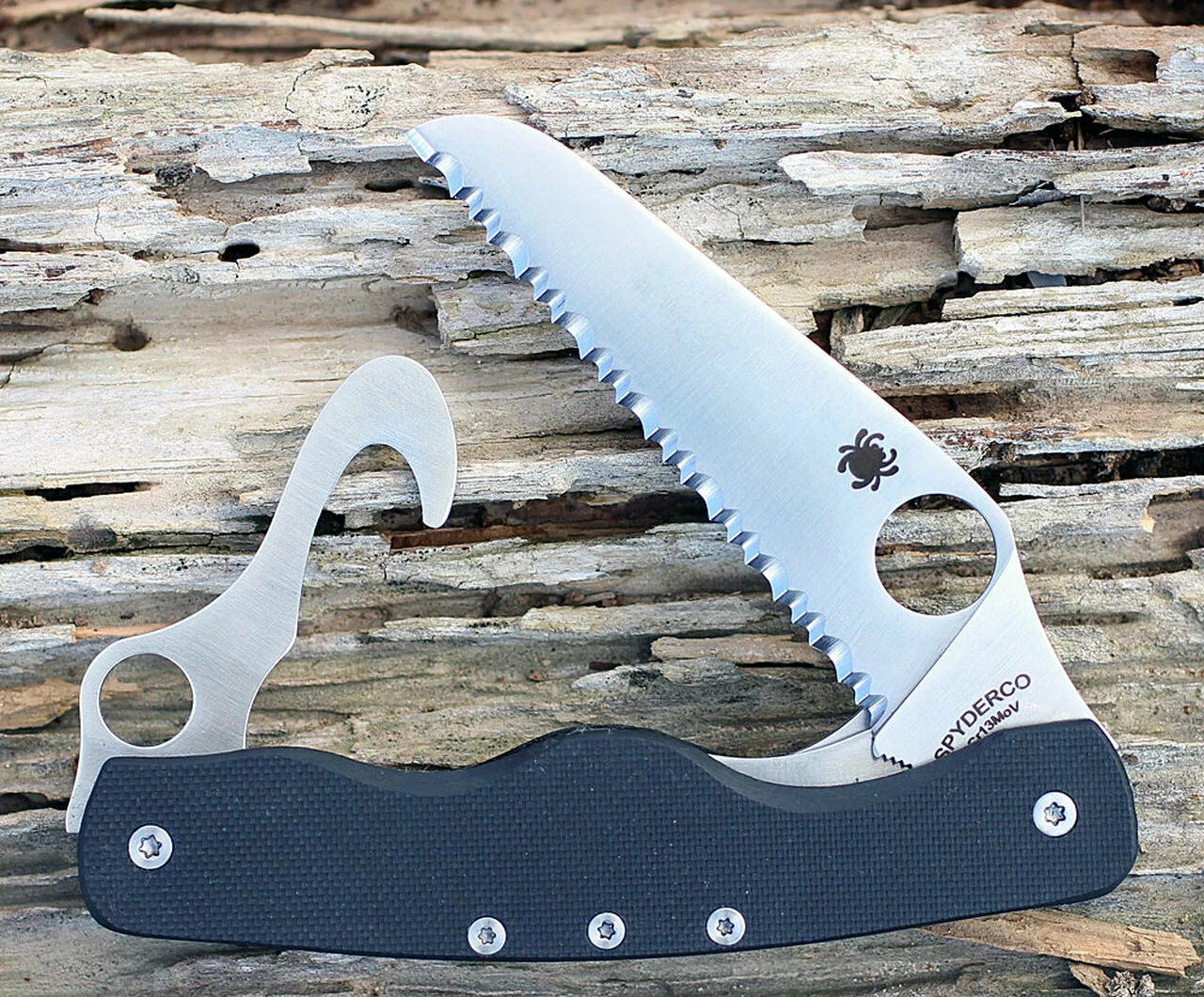 Spyderco Knives Spyderco C209GS ClipiTool Rescue, 3.61" 8Cr13MoV Serrated Blade, Black G-10 Handle 4 Spyderco Knives Spyderco C209GS ClipiTool Rescue, 3.61" 8Cr13MoV Serrated Blade, Black G-10 Handle - Image 4