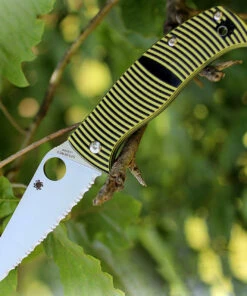 Spyderco Knives Spyderco Caribbean Sheepfoot G-10 Yellow/Black C217GSSF, 3.70" LC200N Serrated Blade