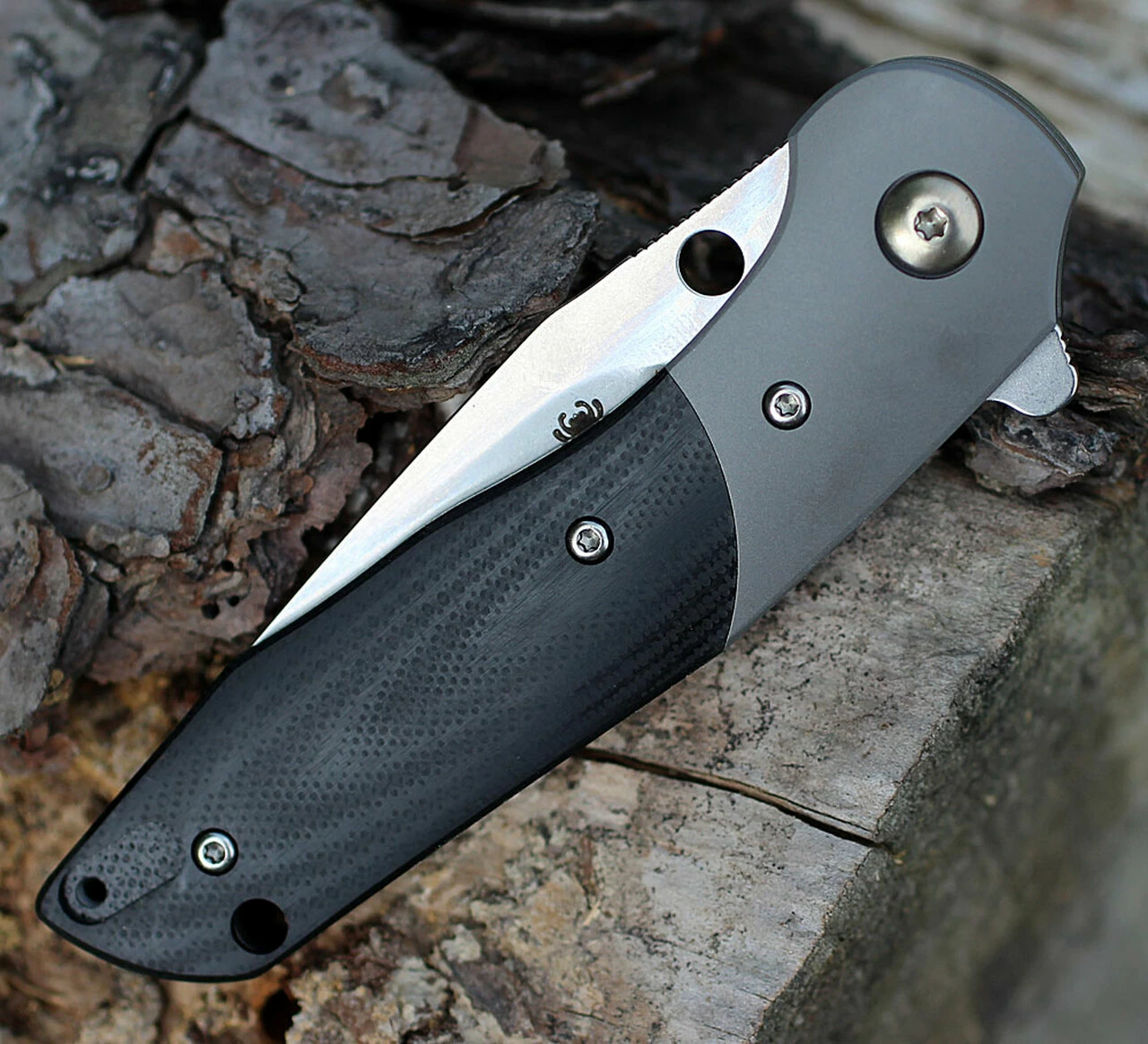 Spyderco Knives Spyderco Hanan G-10 Black /Titanium Bolsters C227GP, 2.95" CPM S30V Plain Blade 4 Spyderco Knives Spyderco Hanan G-10 Black /Titanium Bolsters C227GP, 2.95" CPM S30V Plain Blade - Image 4