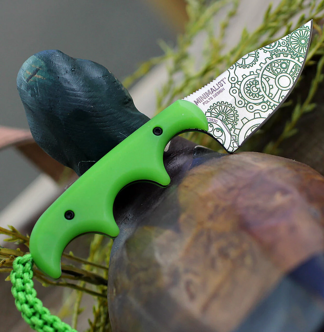 CRKT Minimalist Bowie Gears CR2387G, 2.125" 8Cr13MoV 3D Print Satin Blade, Glow in the Dark Handle/Sheath 2 CRKT Minimalist Bowie Gears CR2387G, 2.125" 8Cr13MoV 3D Print Satin Blade, Glow in the Dark Handle/Sheath - Image 2