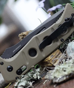 Benchmade Knives Benchmade 2750SGY-3 Auto Adamas, 3.78" CPM-CruWear Tungsten Grey Serrated Blade, Contoured Sand G10 Handles -Buck Knives Sales 2750SGY 3.2 92844.1620396092