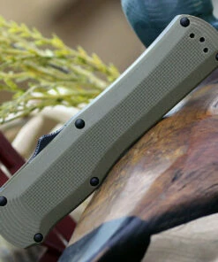 Benchmade Knives Benchmade 3400BK-1 Autocrat, 3.71" CPM-S30V Black Double Edge, Olive Drab G-10 Handle -Buck Knives Sales 3400BK 1.1 54795.1580936500