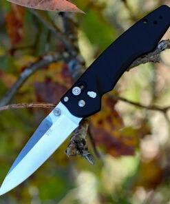 Benchmade Knives Benchmade Emissary Axis-Assist Folder 470-1, 3.00 in. S30V Stainless Blade, Plain Edge