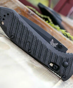 Benchmade Knives Benchmade 570SBK-1 Presidio II, 3.72" CPM-S30V Black Combo Blade, CF-Elite Handle -Buck Knives Sales 570SBK 1.2 52232.1581609302