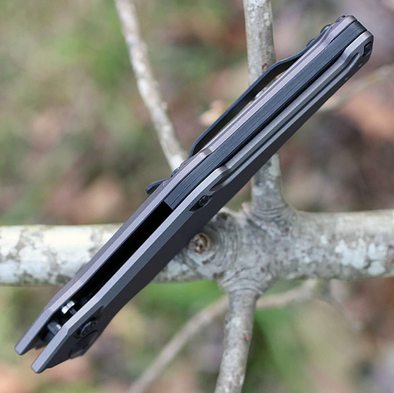 Kershaw Knives Kershaw 7900GRYBLK Launch 7 Auto, 3.75" CPM154 Plain Edge, Grey Aluminum Handle 5 Kershaw Knives Kershaw 7900GRYBLK Launch 7 Auto, 3.75" CPM154 Plain Edge, Grey Aluminum Handle - Image 5