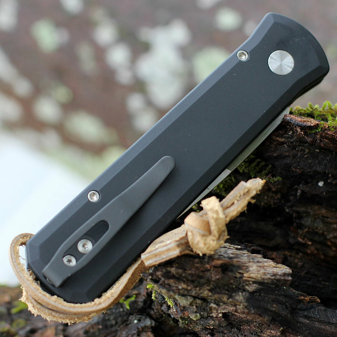 Pro-Tech Godson Automatic - Blk Alum / Leather Inlay (3.15" Satin) Greg Stevens Design 7GSD-7 4 Pro-Tech Godson Automatic - Blk Alum / Leather Inlay (3.15" Satin) Greg Stevens Design 7GSD-7 - Image 4