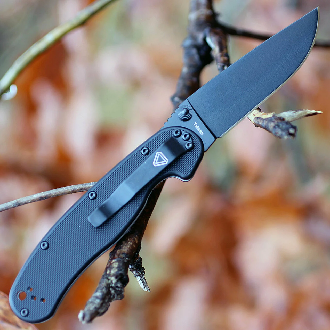 Ontario 8830 Rat II Folder, 3" D2 Plain Black Blade, Black Nylon Handle 2 Ontario 8830 Rat II Folder, 3" D2 Plain Black Blade, Black Nylon Handle - Image 2