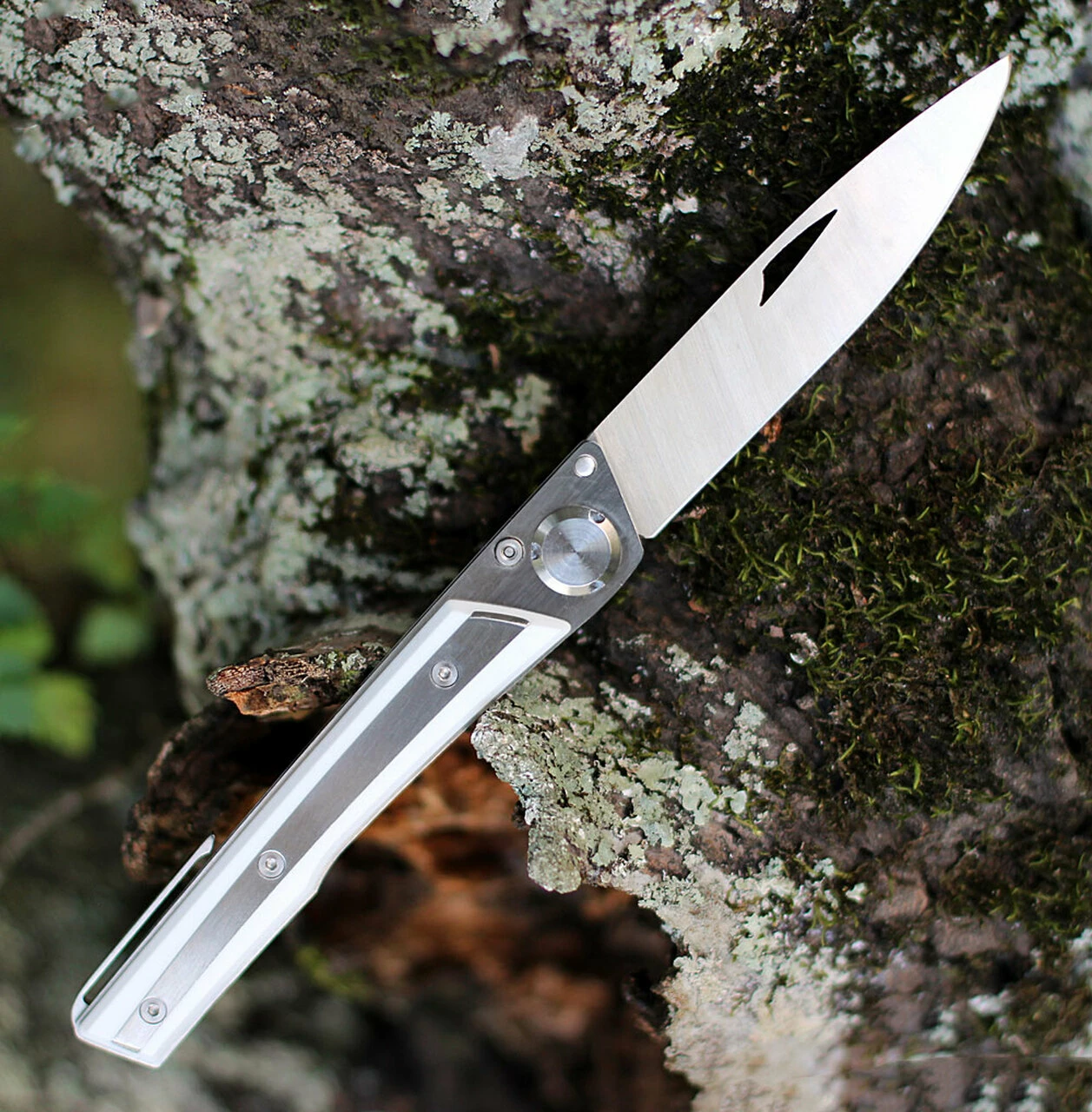 Actilam S4CC Folder w/Clip, 3.375" 14C28N Plain Blade, White Corian Handle 2 Actilam S4CC Folder w/Clip, 3.375" 14C28N Plain Blade, White Corian Handle - Image 2