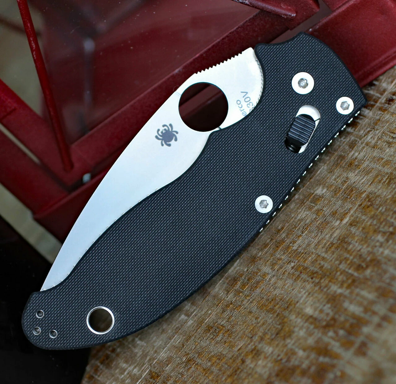 Spyderco Knives Spyderco C101GP2 Manix 2 G-10, 3.37" CPM S30V Plain Blade 4 Spyderco Knives Spyderco C101GP2 Manix 2 G-10, 3.37" CPM S30V Plain Blade - Image 4