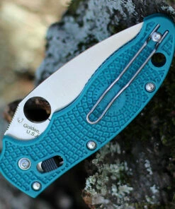 Spyderco Knives Spyderco Manix 2 Lightweight CPM SPY27 - C101PCBL2, 3.37" CPM SPY27 Satin Plain Blade, Blue FRCP Handle -Buck Knives Sales C101PCBL2.3 97049.1608667541