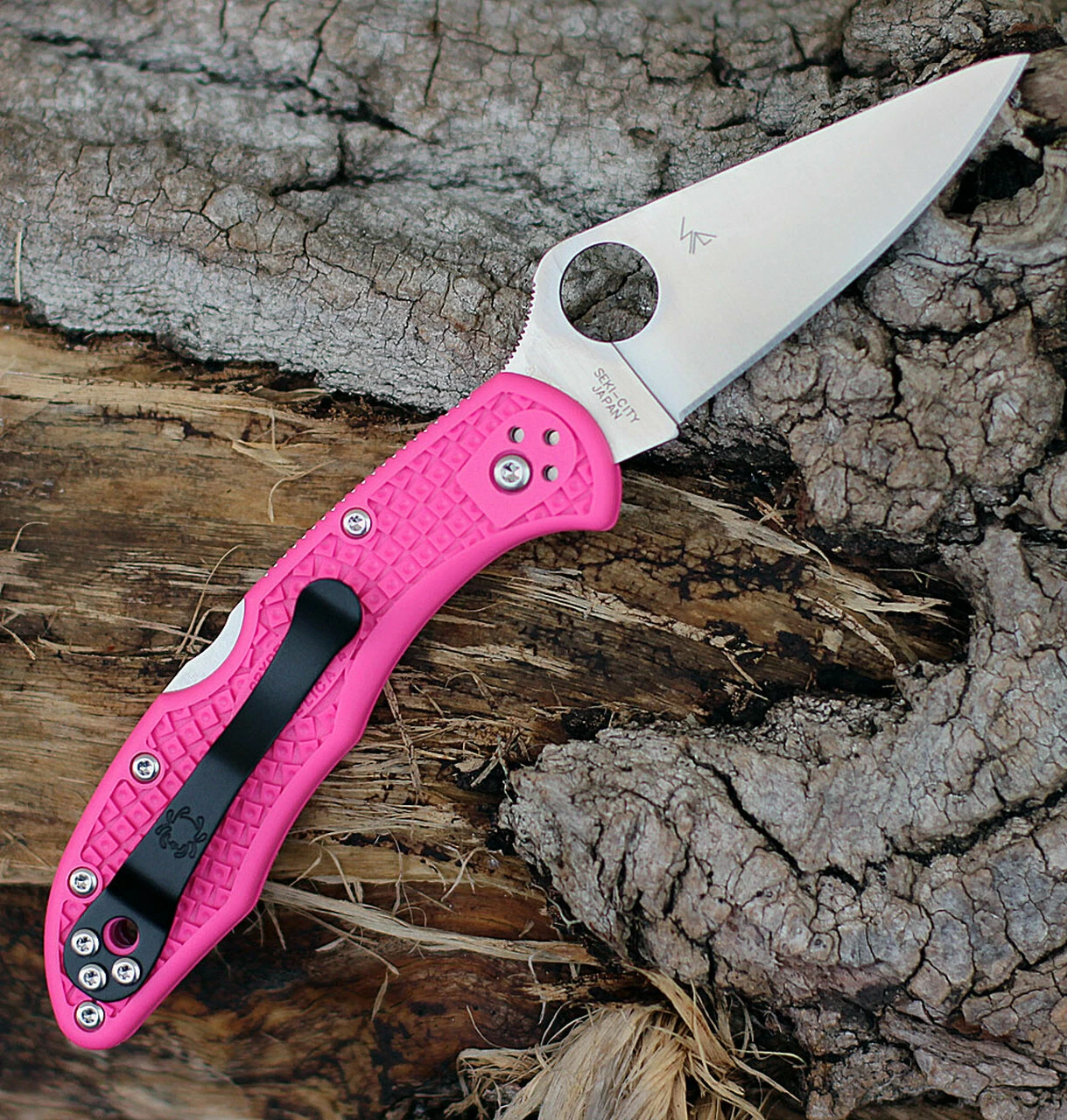 Spyderco Knives Spyderco Delica 4 FRN Pink C11FPPNS30V, 2.90" CPM S30V Satin Plain Blade, Pink FRN Handle 2 Spyderco Knives Spyderco Delica 4 FRN Pink C11FPPNS30V, 2.90" CPM S30V Satin Plain Blade, Pink FRN Handle - Image 2