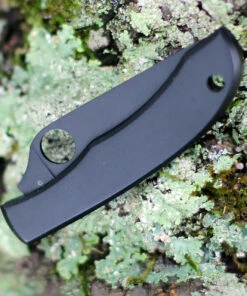 Spyderco Knives Spyderco Honeybee C137BKP, 1.625" 3Cr Black Plain Blade, Stainless w/Black Oxide Handle -Buck Knives Sales C137BKP.2 99107.1601065890