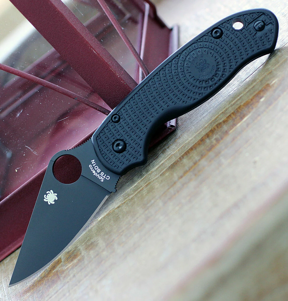 Spyderco Knives Spyderco Para 3 Lightweight Blk FRN (3" CTS BD1N Blk) C223PBBK 1 Spyderco Knives Spyderco Para 3 Lightweight Blk FRN (3" CTS BD1N Blk) C223PBBK