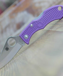 Spyderco Knives Spyderco Ladybug Lightweight, CLPRP3, Purple FRN, Plain Edge 9 Spyderco Knives Spyderco Ladybug Lightweight, CLPRP3, Purple FRN, Plain Edge -Buck Knives Sales CLPRP3.2 22729.1586535243