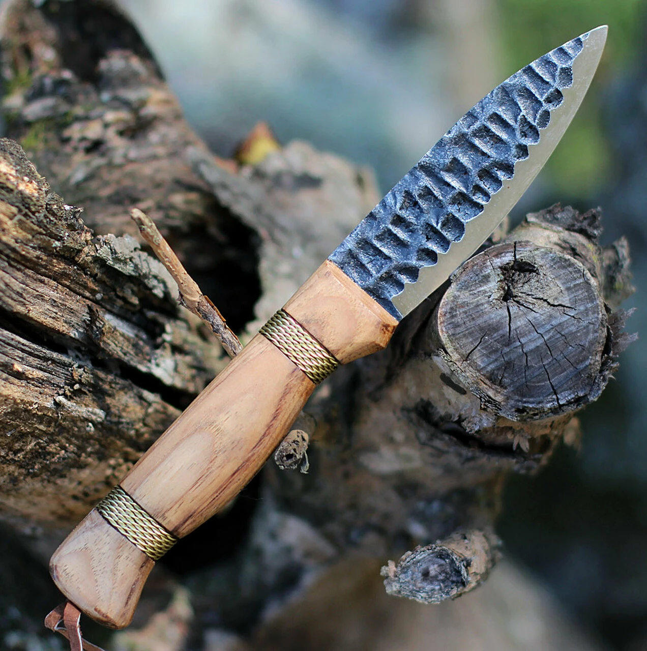 Condor Cavelore Knife CTK3935-4.3HC, 4.31" 1095 HC Spear Point Blade, Hickory Wood Handle 2 Condor Cavelore Knife CTK3935-4.3HC, 4.31" 1095 HC Spear Point Blade, Hickory Wood Handle - Image 2