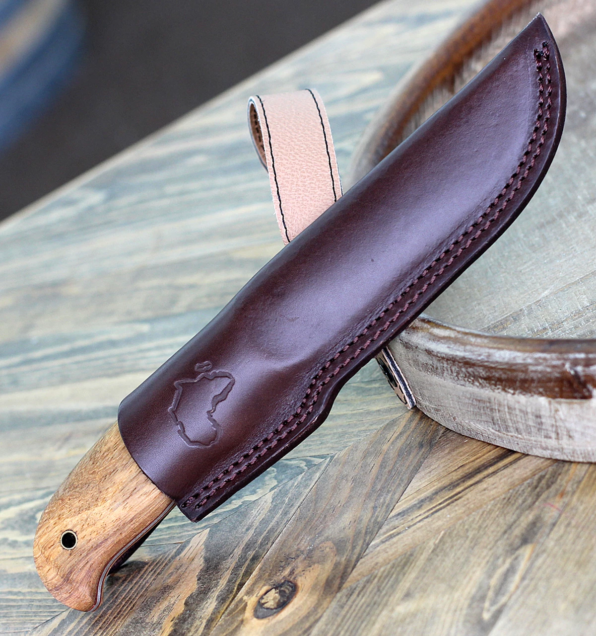 Helle Didi Galgalu 610, 5.2" Sandvik 12C27 SS Plain Blade, African Kiaat and Vaulcanfibre Handle 4 Helle Didi Galgalu 610, 5.2" Sandvik 12C27 SS Plain Blade, African Kiaat and Vaulcanfibre Handle - Image 4