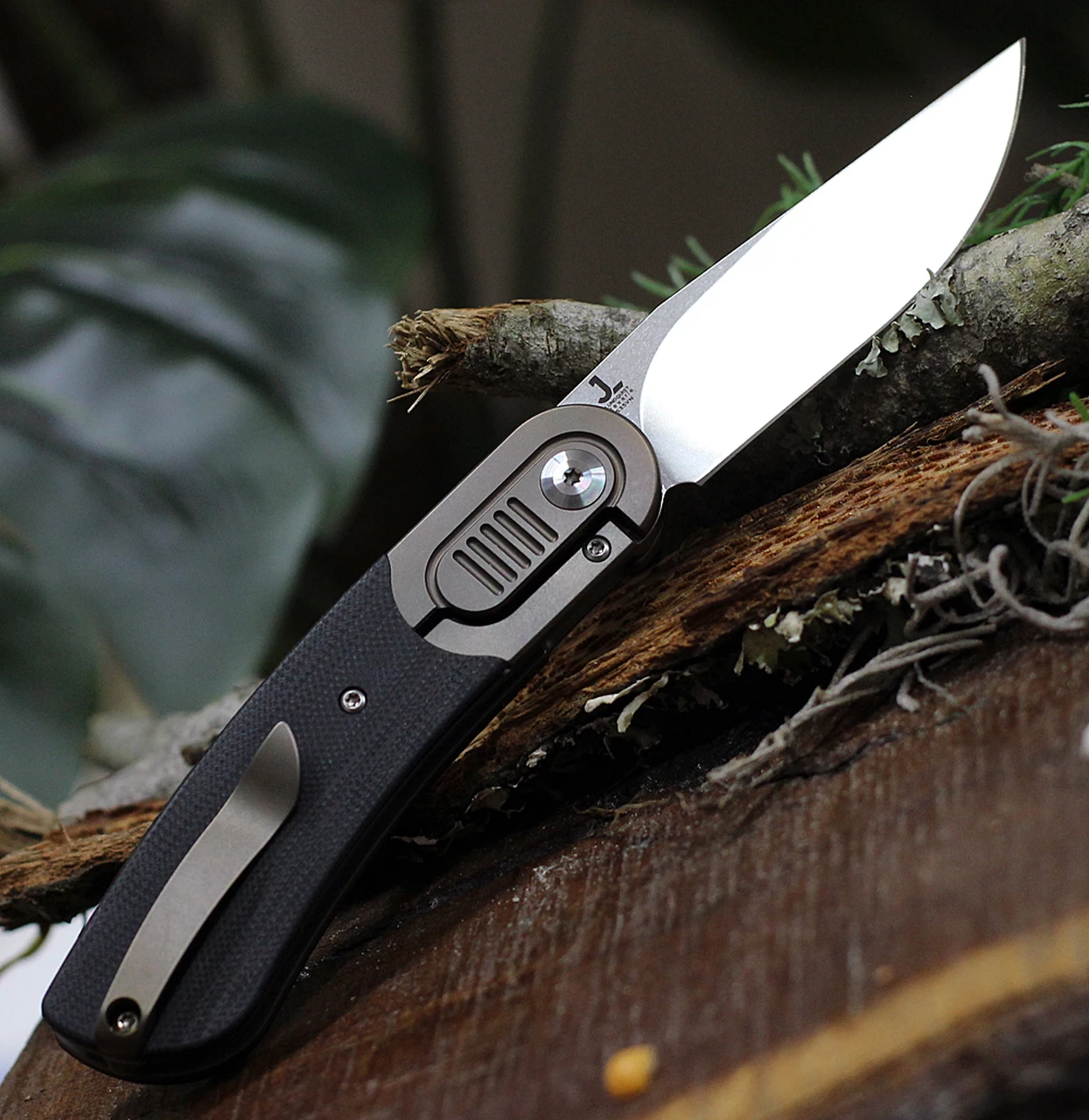 Kansept Knives K2025A1 Lundquist Reverie, 2.92" S35VN Satin Plain Blade, Black G-10 Handle w / Titanium Bolster 2 Kansept Knives K2025A1 Lundquist Reverie, 2.92" S35VN Satin Plain Blade, Black G-10 Handle w / Titanium Bolster - Image 2