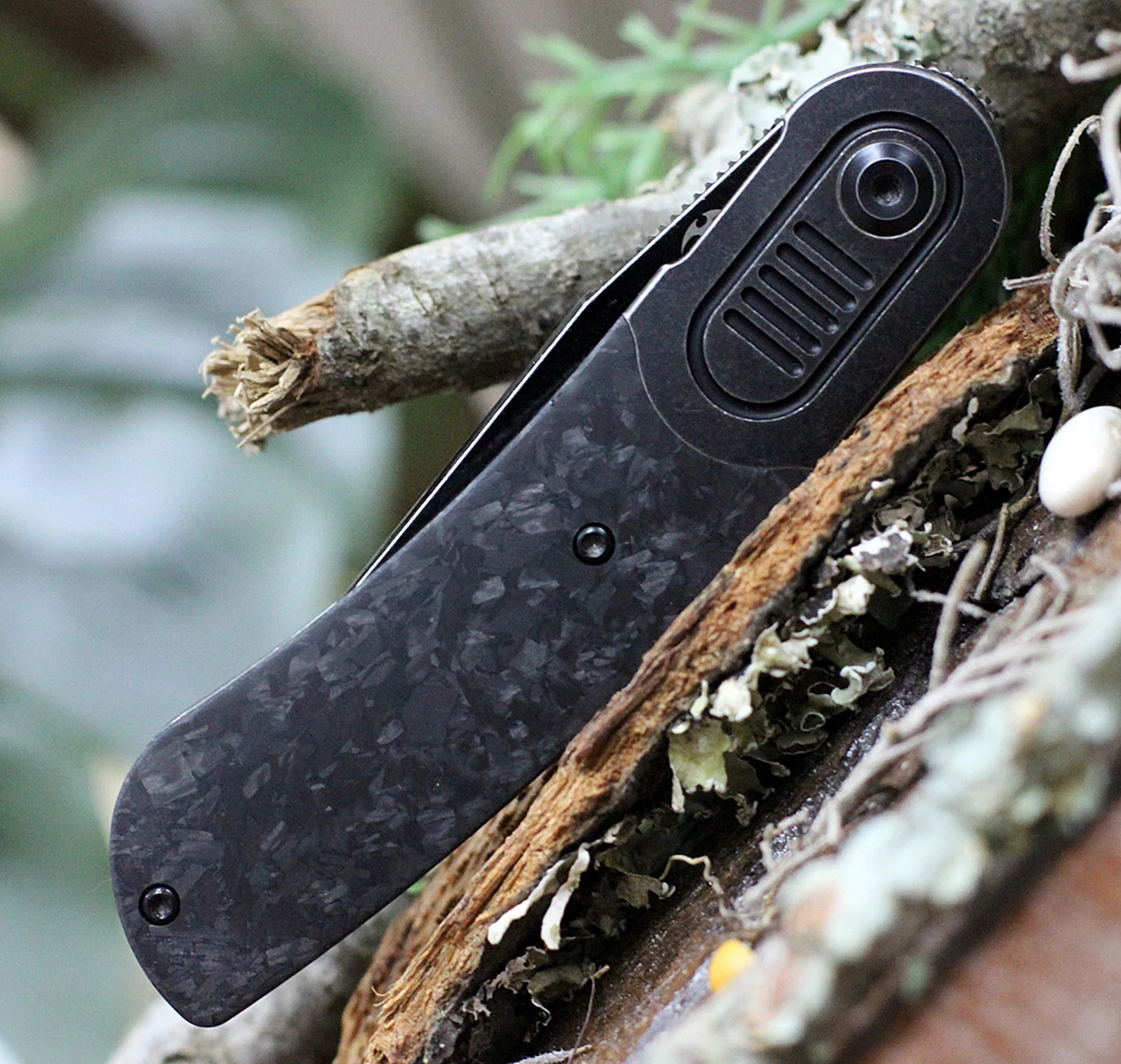 Kansept Knives K2025A2 Lundquist Reverie, 2.92" S35VN Black Stonewash Plain Blade, Shred Carbon Fiber Handle w/ Titanium Bolster 4 Kansept Knives K2025A2 Lundquist Reverie, 2.92" S35VN Black Stonewash Plain Blade, Shred Carbon Fiber Handle w/ Titanium Bolster - Image 4