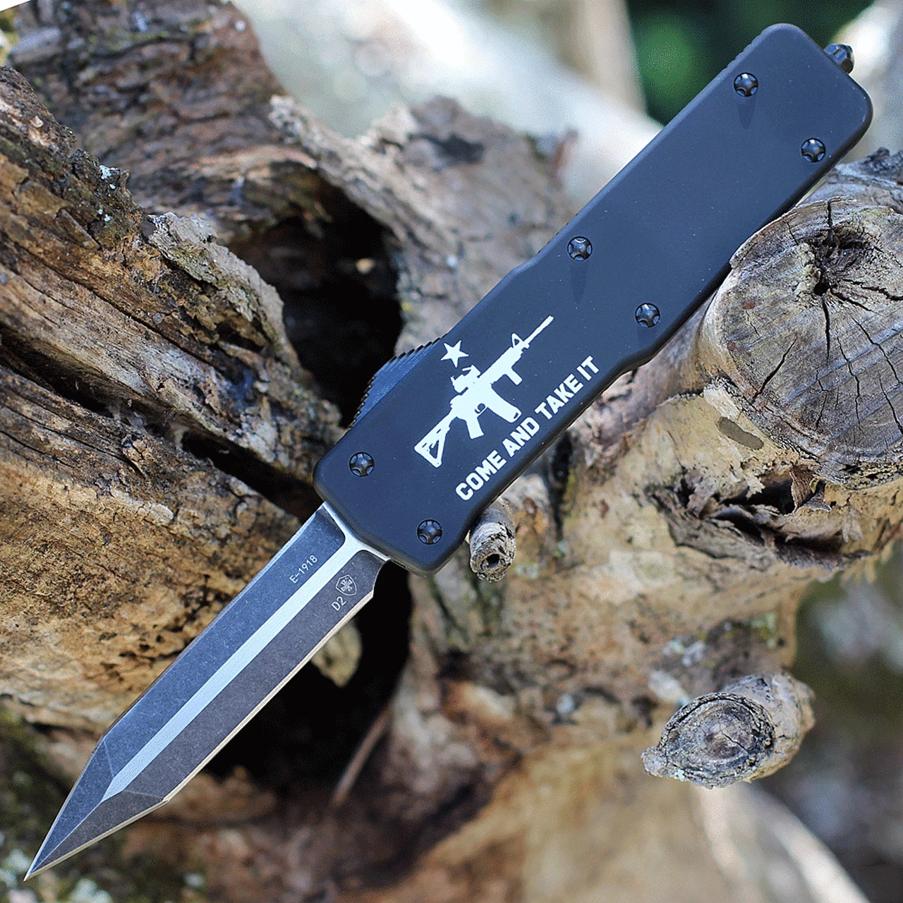 Templar Knife Co. Templar Premium Lightweight Large OTF -Alum. Blk CATI (3.55" D2 Blk Dagger) LA-AR15-12-1 1 Templar Knife Co. Templar Premium Lightweight Large OTF -Alum. Blk CATI (3.55" D2 Blk Dagger) LA-AR15-12-1
