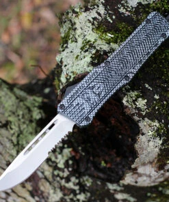 CobraTec Knives LCFCTK-1LDS Large CTK-1 Carbon Fiber Wrap, 3.75" D2 Steel Drop Point Serrated Blade, Aluminum Handle