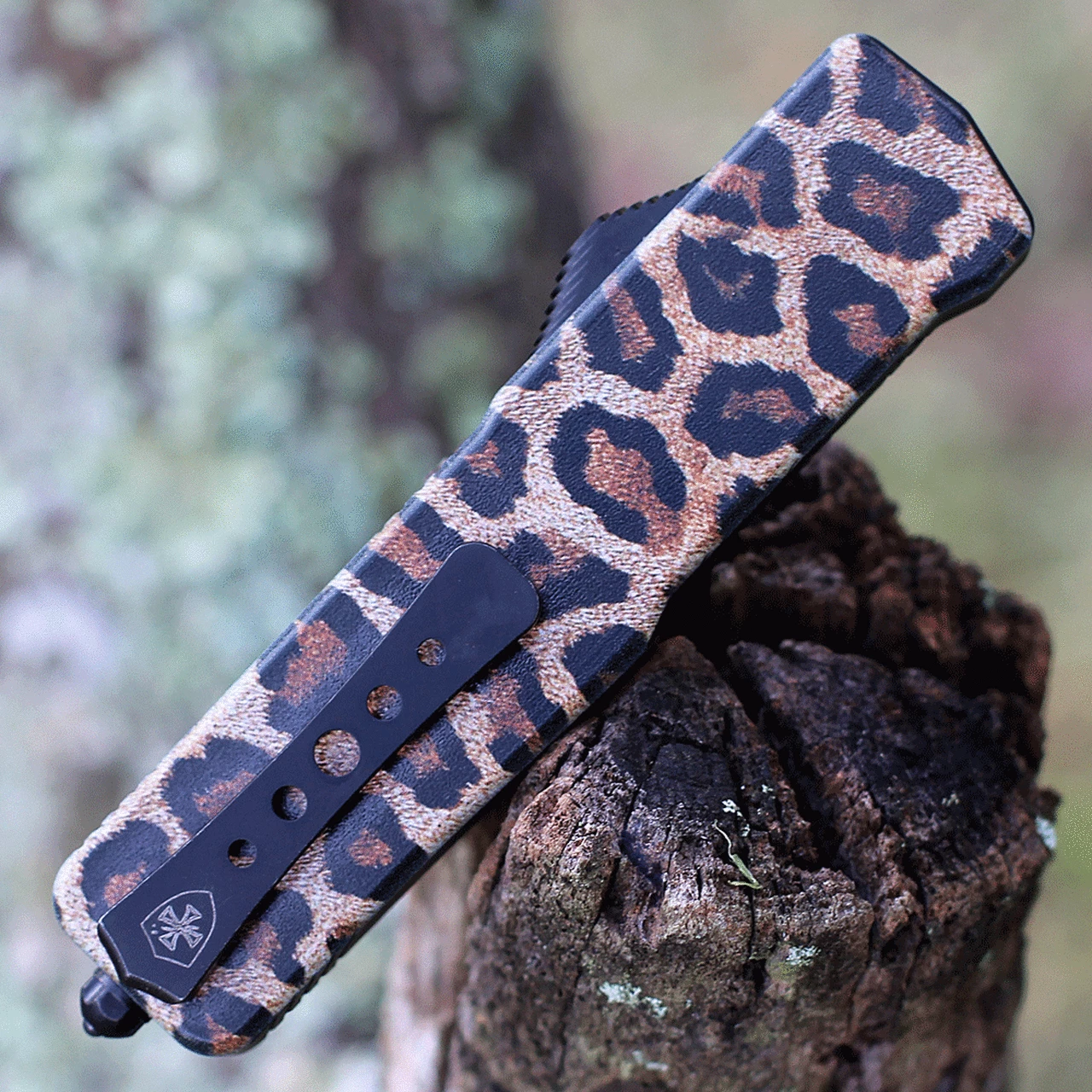 Templar Knife Co. Templar Premium Lightweight Small OTF -Alum. Leopard (3" D2 Blk Dagger) SA-LPD-12-1 3 Templar Knife Co. Templar Premium Lightweight Small OTF -Alum. Leopard (3" D2 Blk Dagger) SA-LPD-12-1 - Image 3