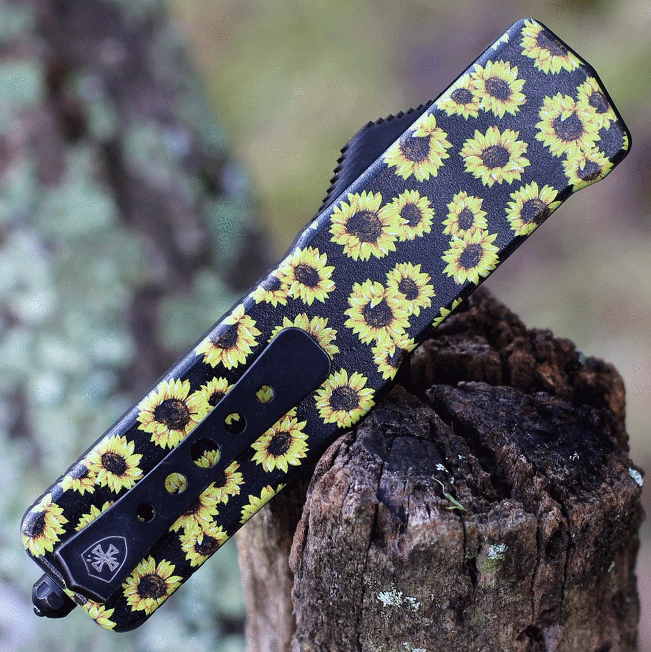 Templar Knife Co. Templar Premium Lightweight Small OTF -Alum. Sunflower (3" D2 Blk Dagger) SA-SUN-12-1 4 Templar Knife Co. Templar Premium Lightweight Small OTF -Alum. Sunflower (3" D2 Blk Dagger) SA-SUN-12-1 - Image 4