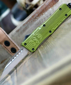 CobraTec Knives SODCTK-1SWNS Small CTK-1 Black, 2.75" D2 Steel Wharncliffe Blade OD Green Handle