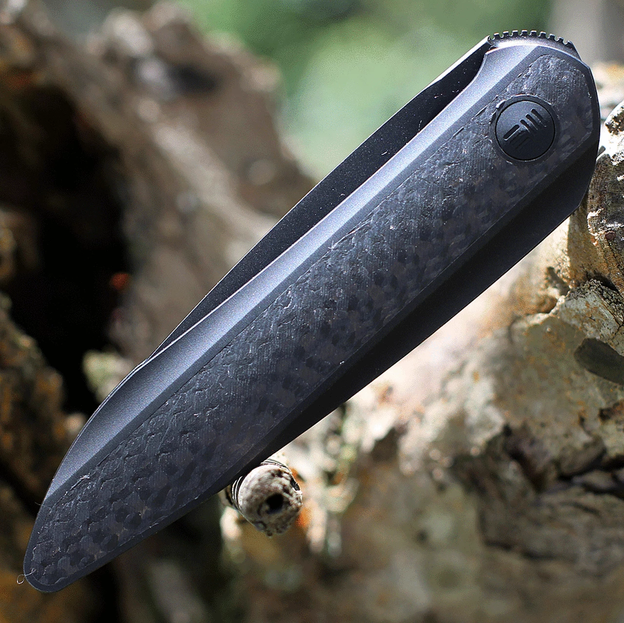 WE Knife Co. Black Void Opus - Black Ti / CF (2.84" CPM-20CV Black SW) 2010V-1 3 WE Knife Co. Black Void Opus - Black Ti / CF (2.84" CPM-20CV Black SW) 2010V-1 - Image 3