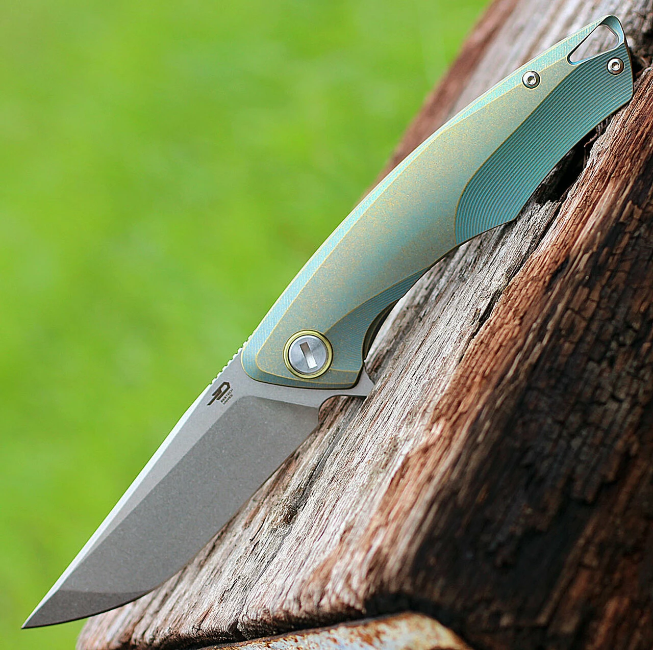 Bestech T1707A Dolphin, 3.54" CPM-S35VN Plain Blade, Gold Titanium Handle 1 Bestech T1707A Dolphin, 3.54" CPM-S35VN Plain Blade, Gold Titanium Handle