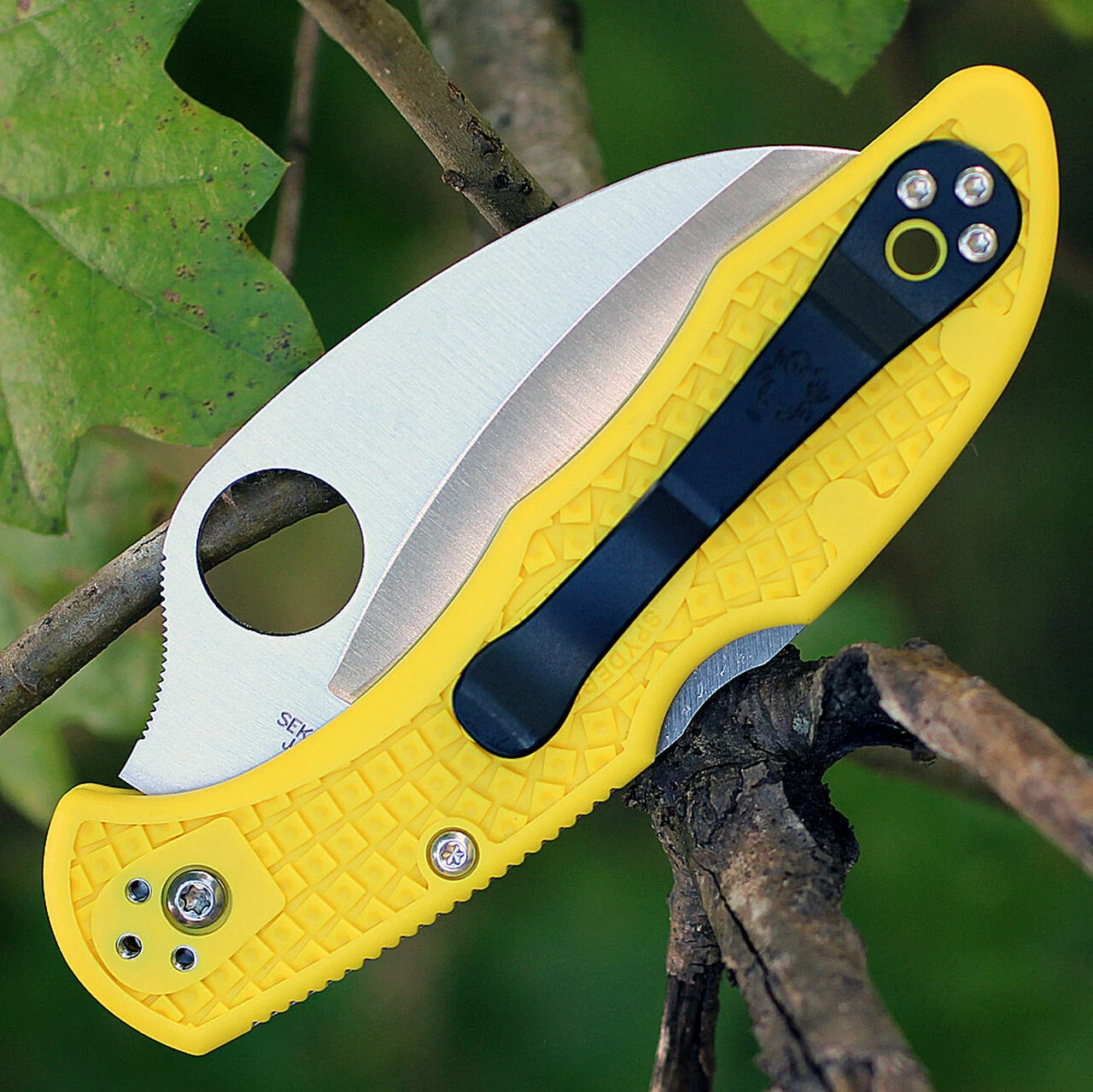 Spyderco Knives Spyderco Tasman Salt 2 FRN Yellow C106SYL2, 2.80 " H-1 Serrated Blade 3 Spyderco Knives Spyderco Tasman Salt 2 FRN Yellow C106SYL2, 2.80 " H-1 Serrated Blade - Image 3