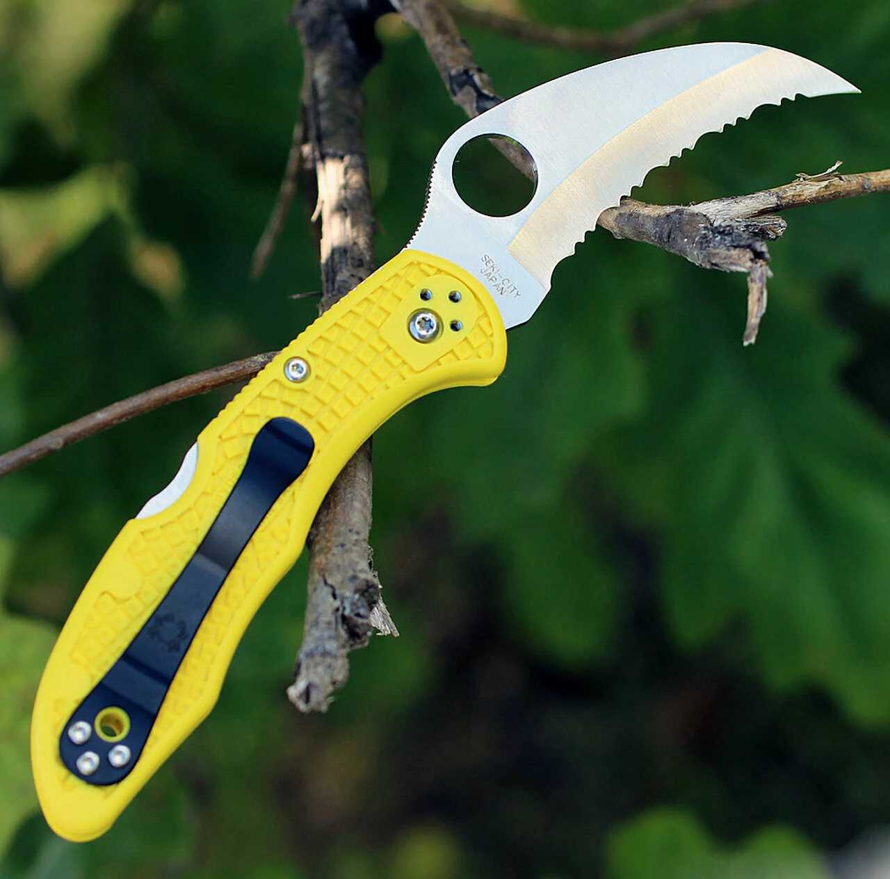 Spyderco Knives Spyderco Tasman Salt 2 FRN Yellow C106SYL2, 2.80 " H-1 Serrated Blade 2 Spyderco Knives Spyderco Tasman Salt 2 FRN Yellow C106SYL2, 2.80 " H-1 Serrated Blade - Image 2