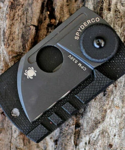 Spyderco Knives Spyderco Dog Tag Folder C188CFBBKP, 1.23" CPM S30V, Black Carbon Fiber/ G-10 Laminate -Buck Knives Sales c188cfbbkp 3 53313.1566586512
