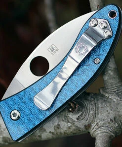 Spyderco Knives Spyderco C205GFBLP Lil’ Lum Chinese Folder, 2.38 in VG-10 Plain Blade, Blue Nishijin Glass Fiber Handles, Sprint Run 6 Spyderco Knives Spyderco C205GFBLP Lil’ Lum Chinese Folder, 2.38 in VG-10 Plain Blade, Blue Nishijin Glass Fiber Handles, Sprint Run -Buck Knives Sales c205gfblp.2 00183.1566585895