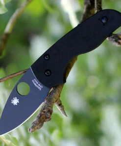 Spyderco Knives Spyderco C230GPBBK Lil' Native, 2.5" CPM S30V Plain Black Blade, Black G-10 Handle