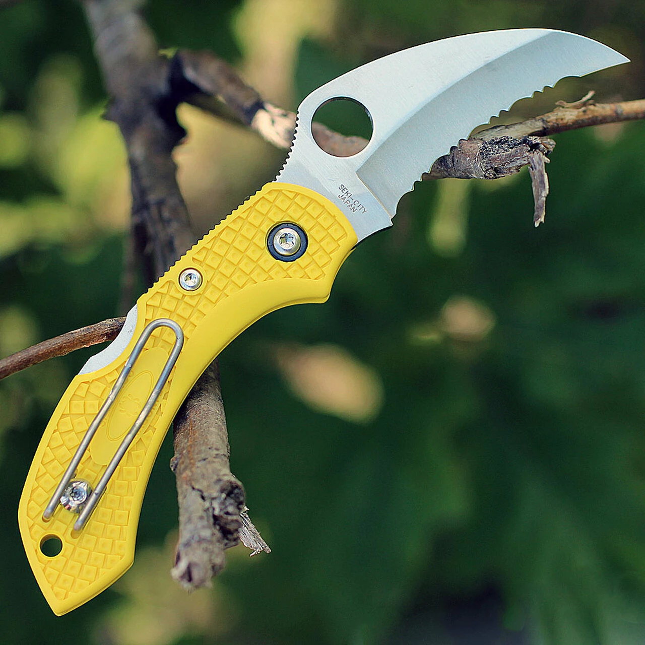 Spyderco Knives Spyderco Dragonfly2 Hawkbill Salt C28SYL2HB, 2.3 in. H-1 Serrated Blade, Yellow FRN Handle 2 Spyderco Knives Spyderco Dragonfly2 Hawkbill Salt C28SYL2HB, 2.3 in. H-1 Serrated Blade, Yellow FRN Handle - Image 2
