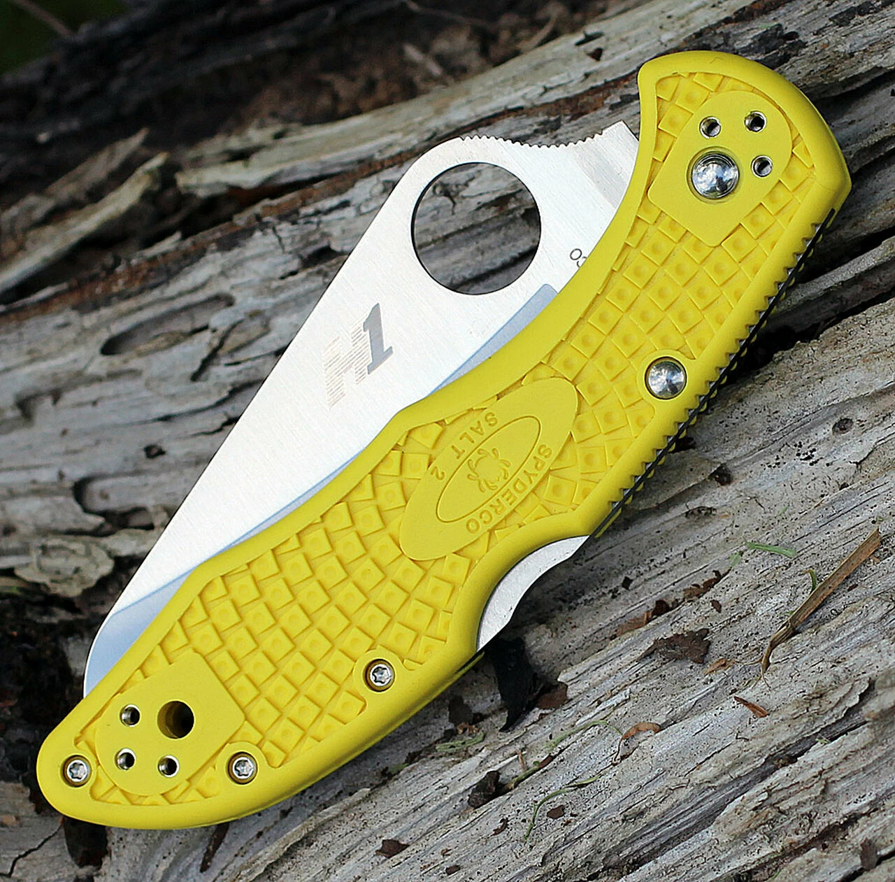 Spyderco Knives Spyderco C88PYL2 SALT 2, 3.0" H1 Plain Blade, Yellow FRN Handle 3 Spyderco Knives Spyderco C88PYL2 SALT 2, 3.0" H1 Plain Blade, Yellow FRN Handle - Image 3