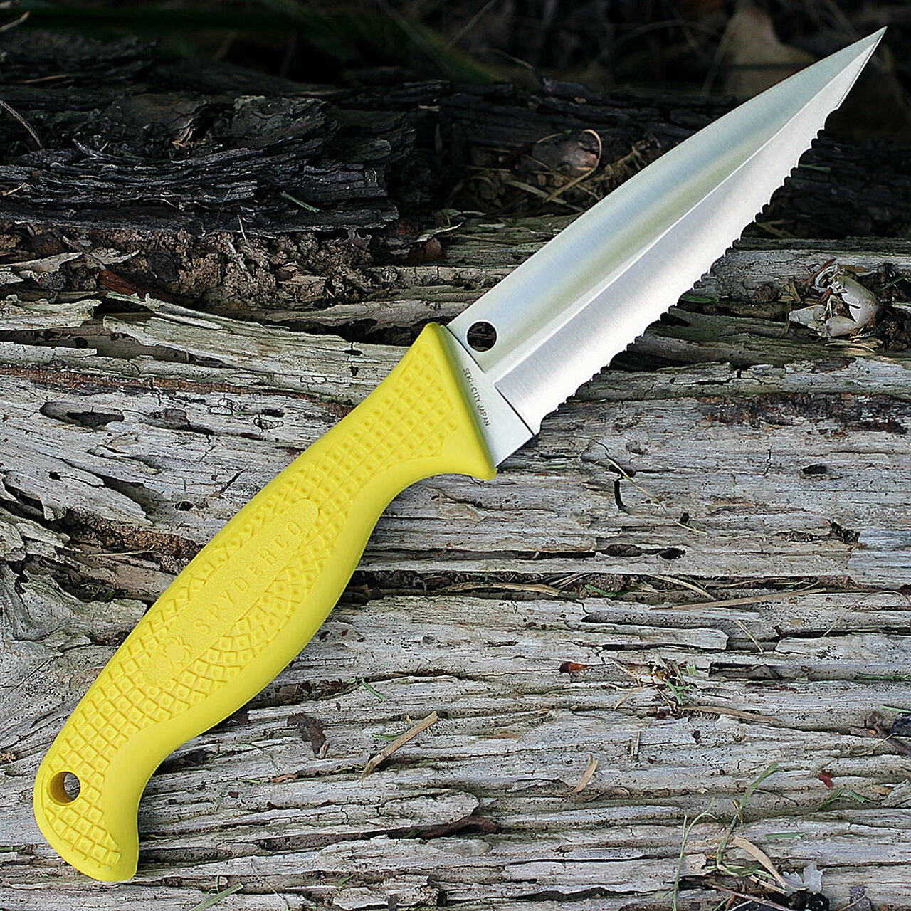 Spyderco Knives Spyderco FB40SYL Fish Hunter, 4.39" H-1 Serrated, Yellow FRN Handle 2 Spyderco Knives Spyderco FB40SYL Fish Hunter, 4.39" H-1 Serrated, Yellow FRN Handle - Image 2