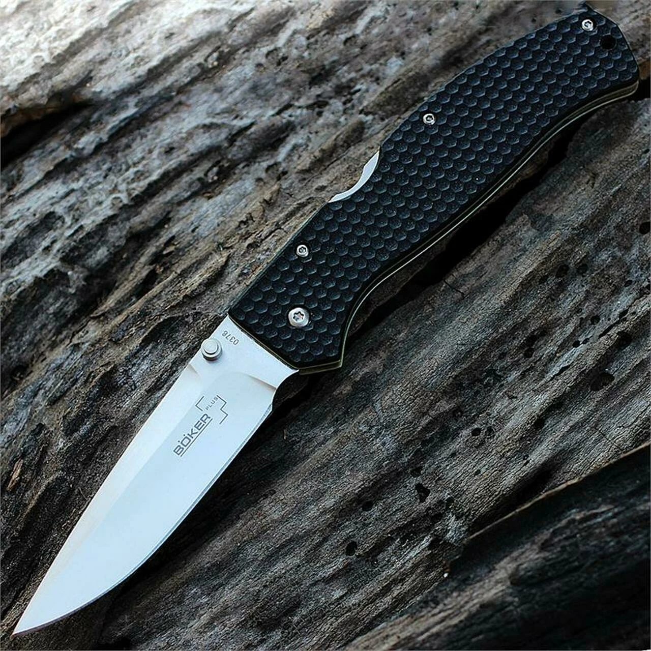 Boker Plus Honeycomb Folder, 3 5/8 in. 440C Blade 1 Boker Plus Honeycomb Folder, 3 5/8 in. 440C Blade