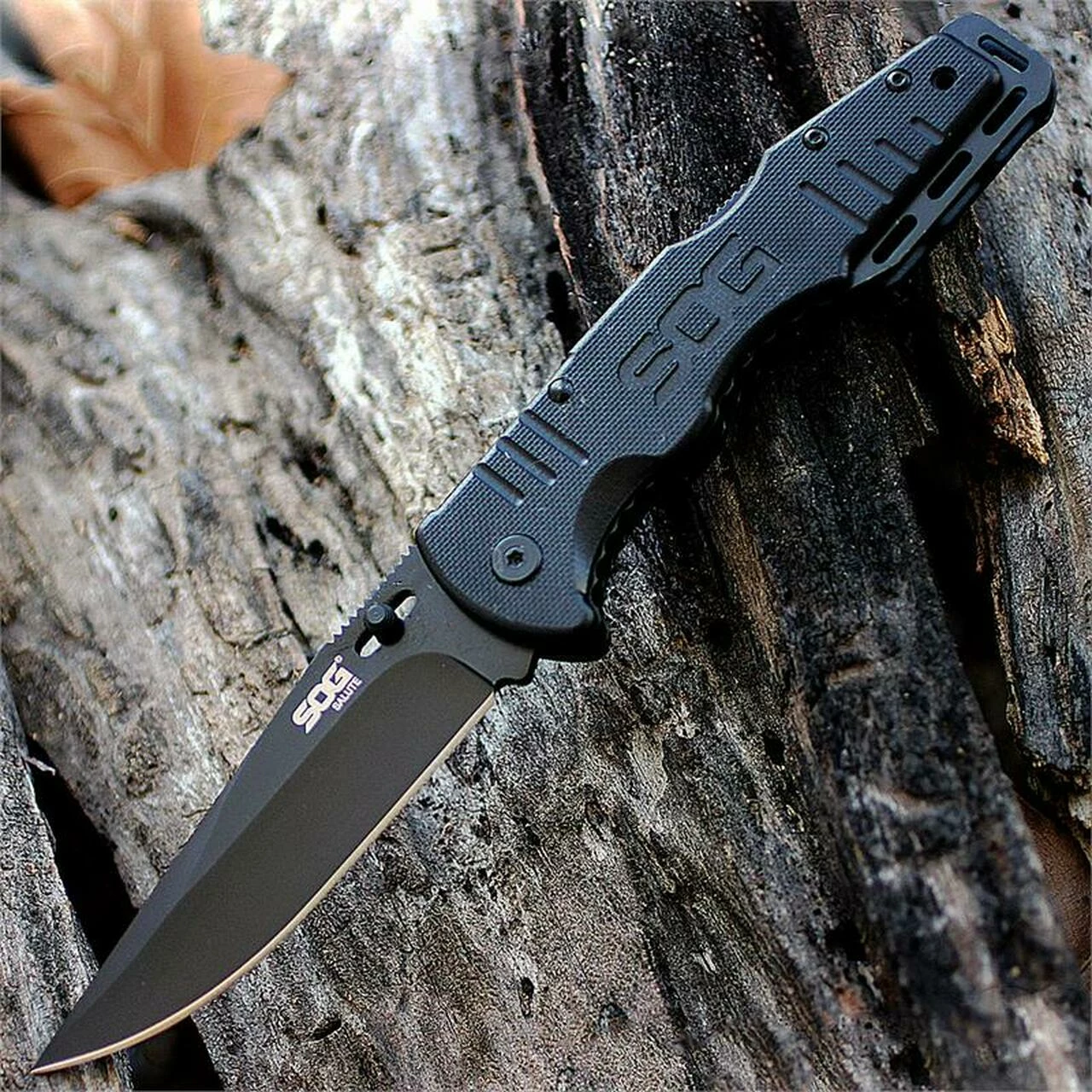 SOG Salute Folder, Hardcased Black 8Cr13MoV Clip Point, G10 Handle 1 SOG Salute Folder, Hardcased Black 8Cr13MoV Clip Point, G10 Handle