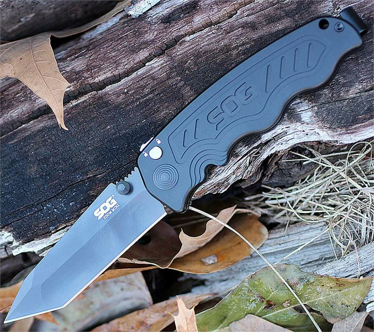 SOG Mini Zoom, 3.15 in. Black TiNi AUS-8 Tanto Blade, Black Aluminum Handle 1 SOG Mini Zoom, 3.15 in. Black TiNi AUS-8 Tanto Blade, Black Aluminum Handle