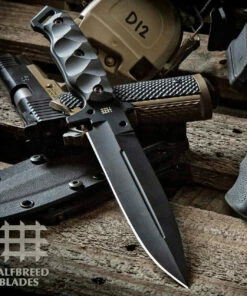 Halfbreed Blades Halfbreed Medium Infantry Knife - Black G-10 (6.49" D2 Black Plain) MIK-01P BLK