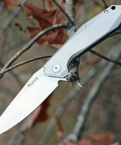 Ruike Beta Plus P135SF, 3.5" 14C28N Plain Blade, Stainless Handle